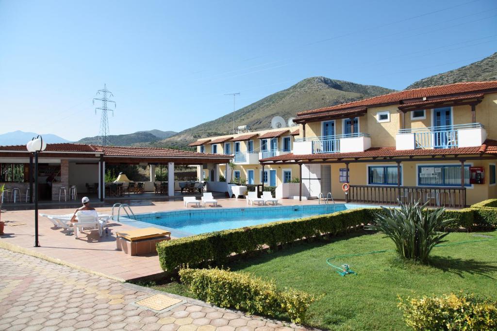 Mareva Hotel Apartments Херсониссос Экстерьер фото
